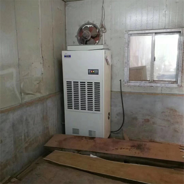 老式除濕機下面漏水怎么辦
