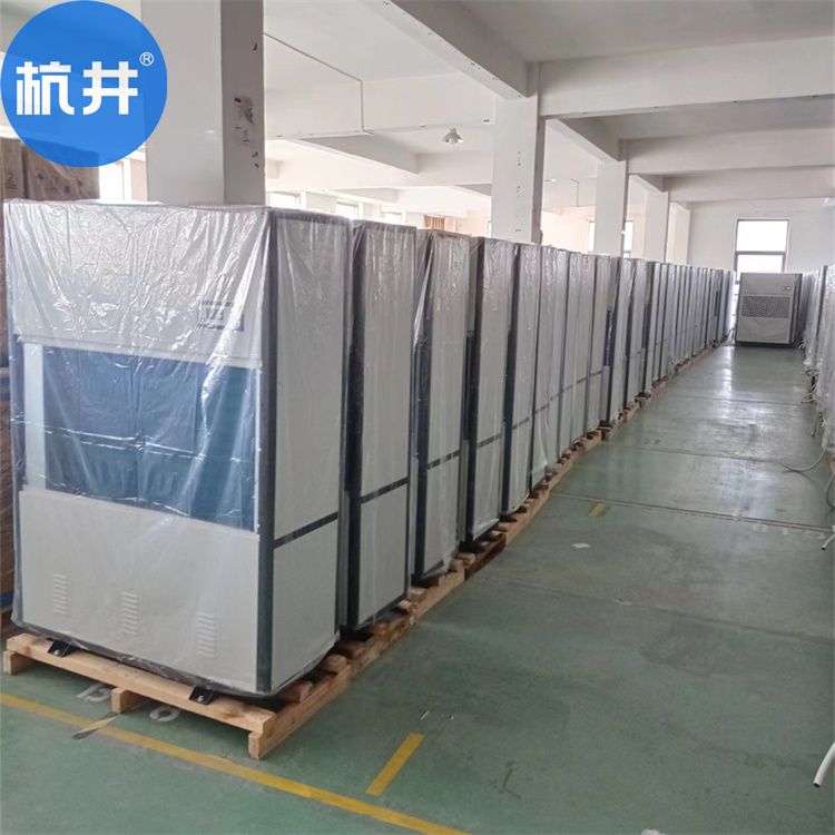 郴州連雨天有效降低濕度？購買杭州井泉環保科技有限公司生產的杭井牌：CFZ-15／S 380V／50Hz 除濕量15kg／h除濕機來除濕